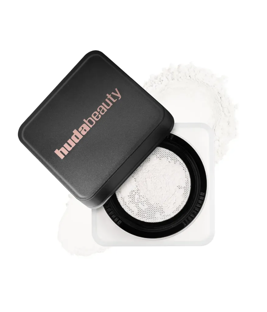 HUDA BEAUTY Easy Bake Loose Baking & Setting Powder